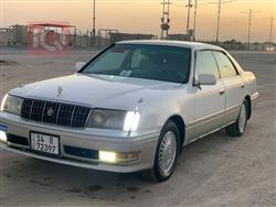 تۆیۆتا کراون